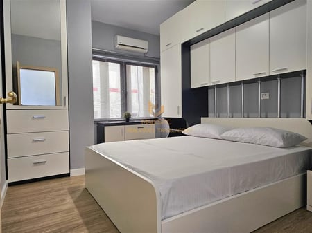 For sale, a super 1+1 apartment with a sea view in Saranda.