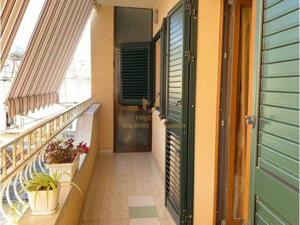 Apartment 2+1 for sale in Vasil Shanto block.