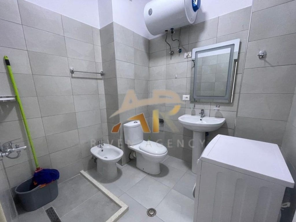 Jepet me qera Apartament 1+1 tek Qytet Studenti