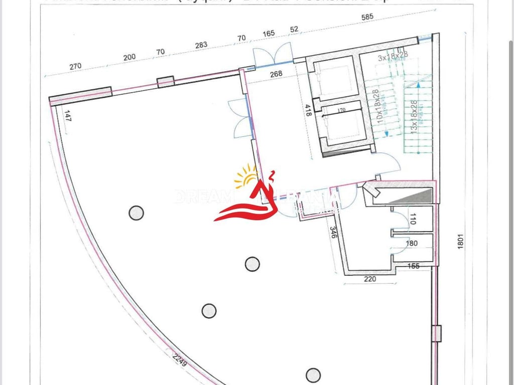 Ambiente commerciale in affitto in Via Kavajë vicino a Square 21 a Tirana (ID 42611292)