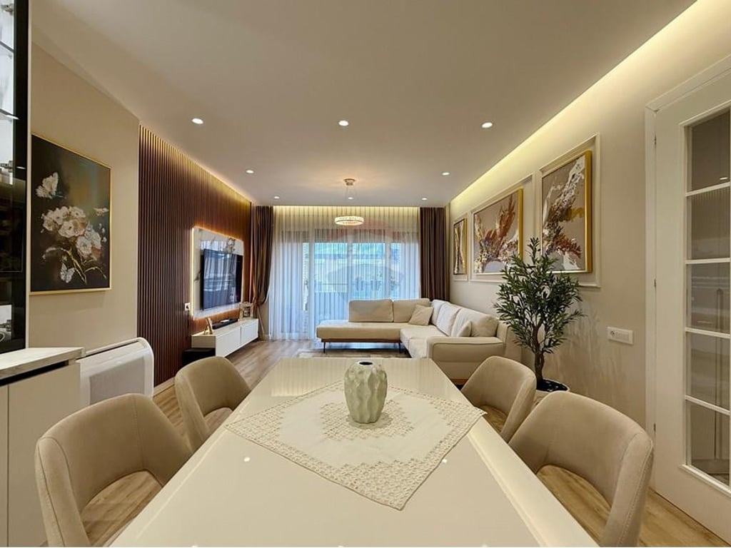Apartament 2+1+2 per shitje Xhamlliku!