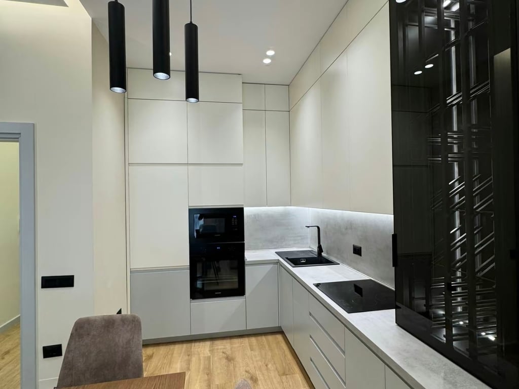 SUPER APARTMENT FOR RENT - SQUARE21