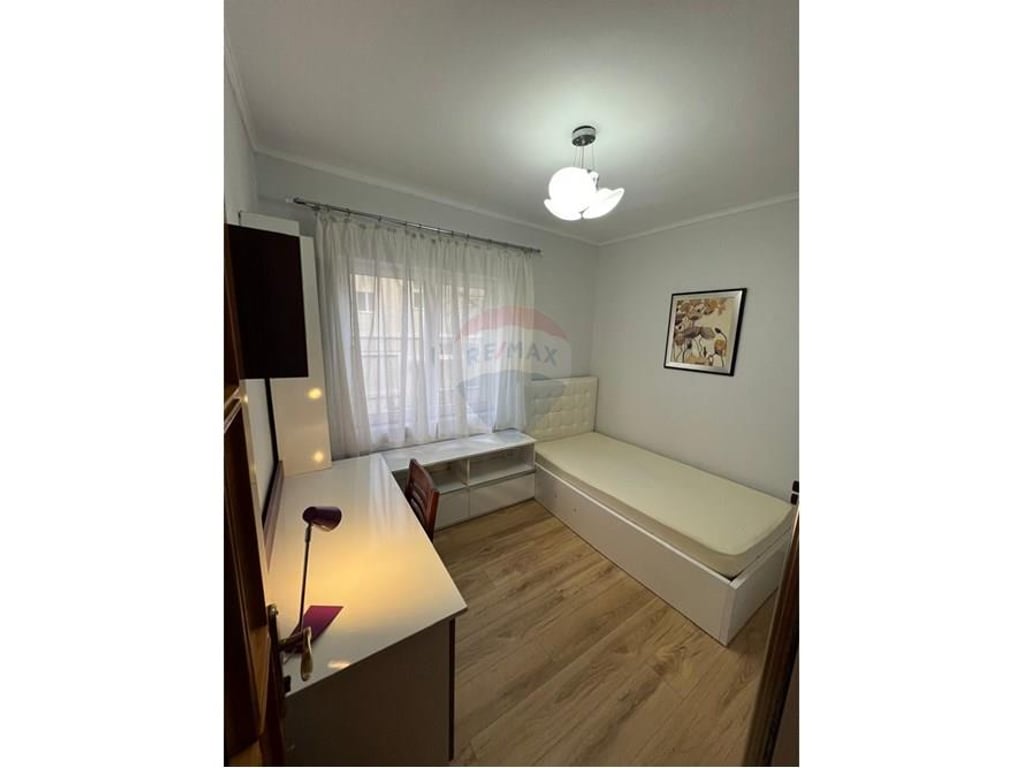 APARTAMENT 2+1 PER QIRA TEK BULEVARDI ZOGU I PARE
