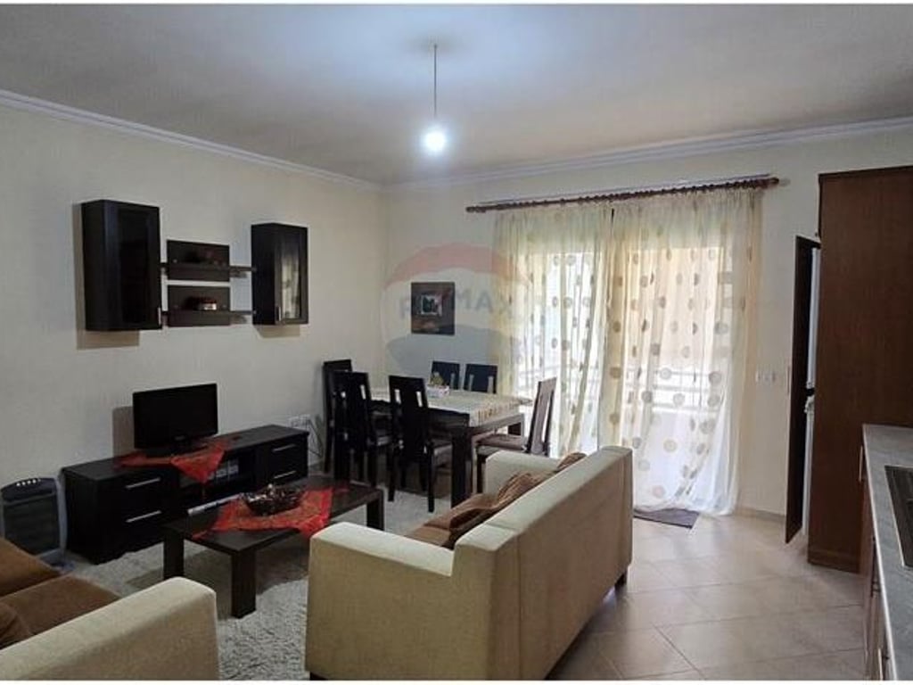 It seems there is no text provided for translation. Please provide the text you would like to have translated.