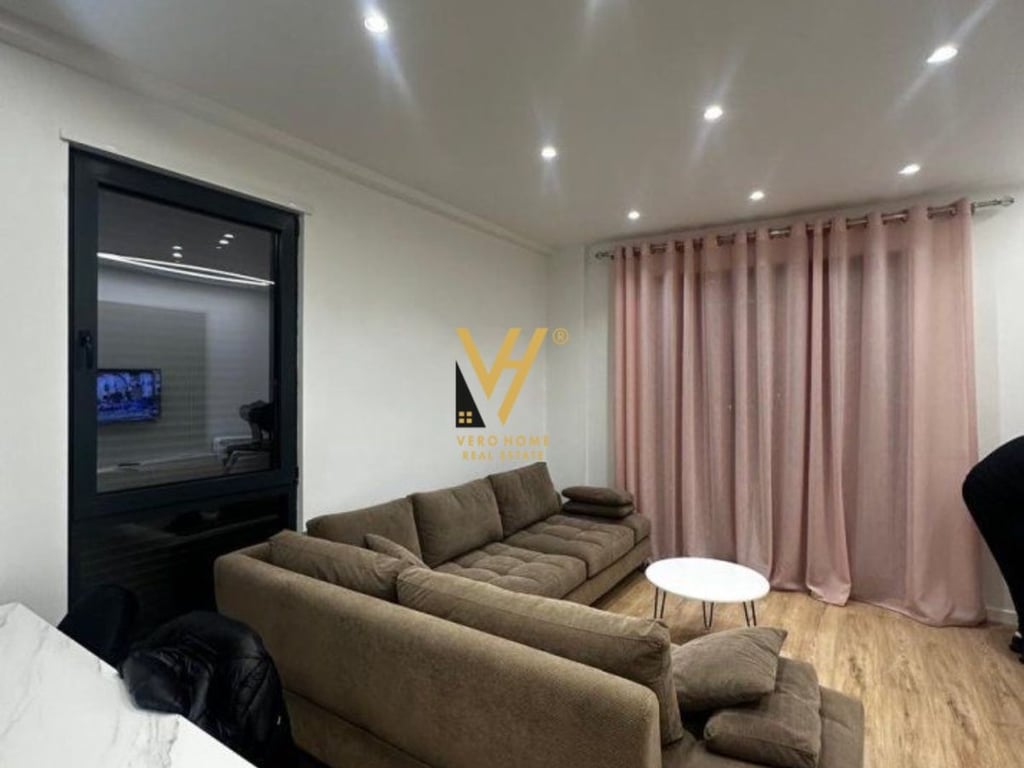 2+1 Apartment with Balcony for Rent in Porcelain 700 Euros