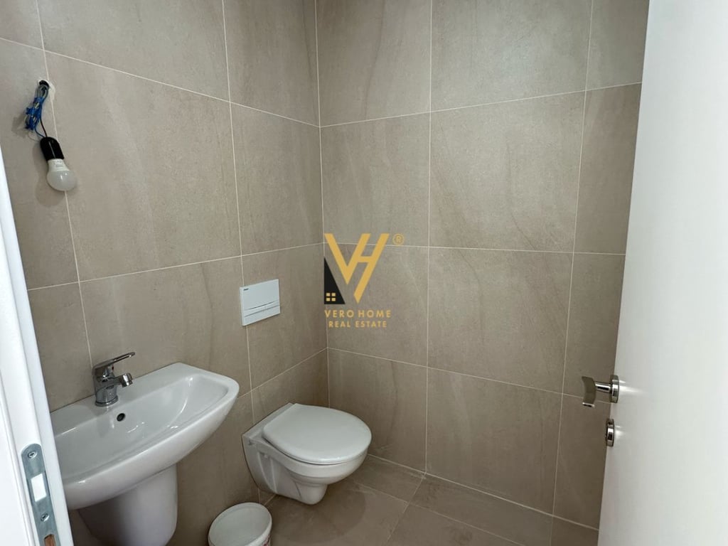 STORE OF 20M2 FOR RENT AT KOM.OLIMPIK, PARISIT COMMUNE 35,000 LEK