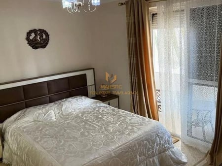 A 2+1 apartment is available for rent at Strauss Square, Xhamllik.