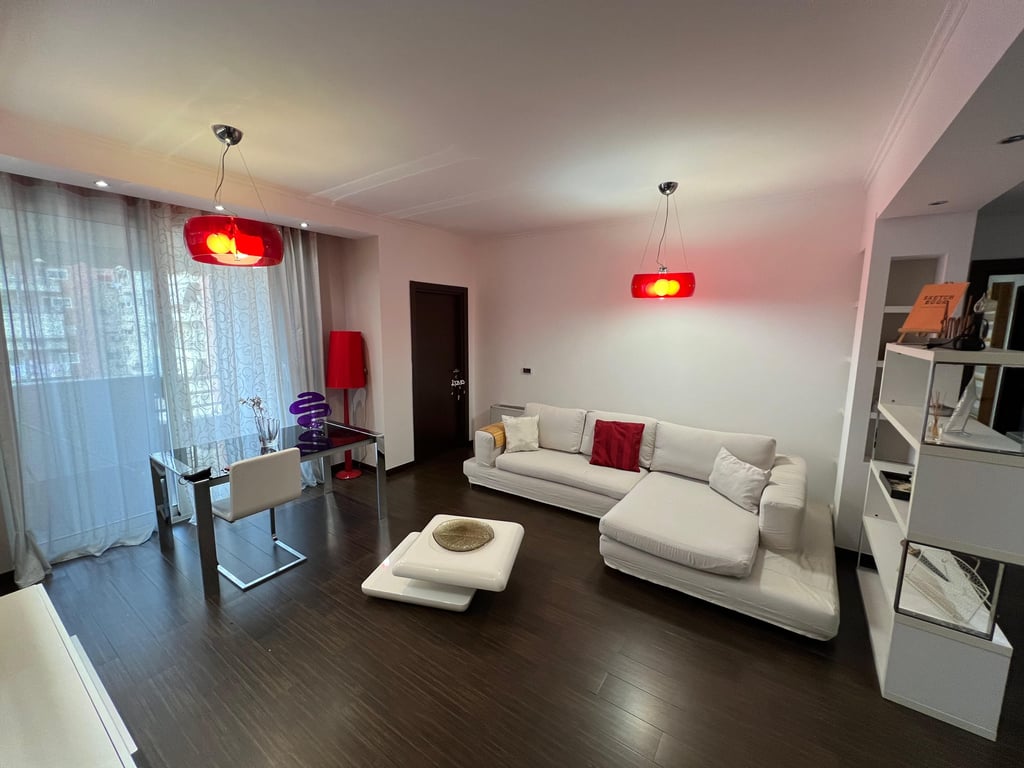 JEPET ME QERA APARTAMENT 2+1+2 KOMPLEKSI PANORAMA