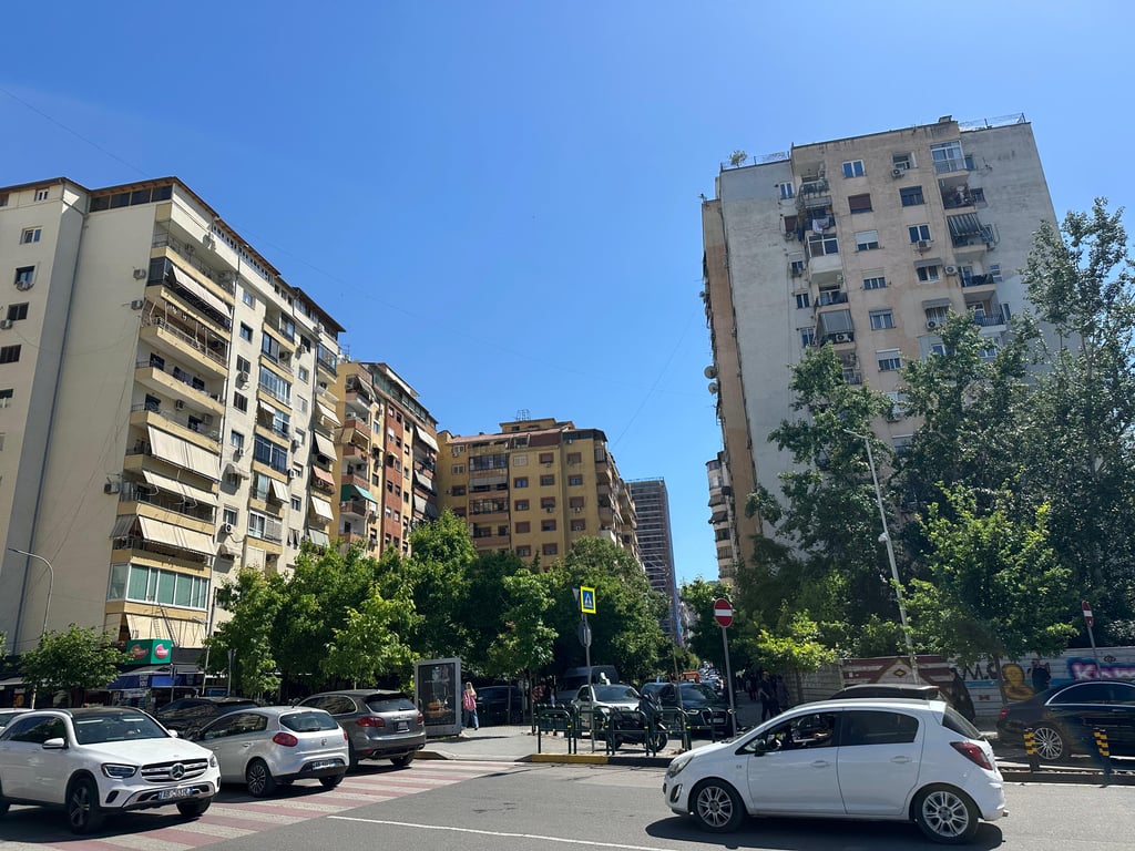 Apartment - For Sale - Paris Commune, Tirana