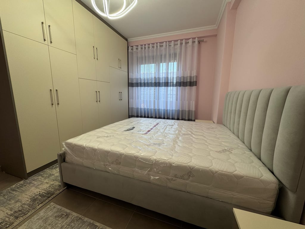APARTMENT FOR RENT ON BULEVARDI RI 2+1