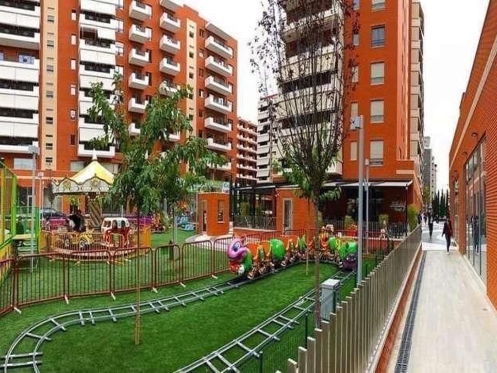 Vendesi Appartamento 2+1 nel Complesso Delijorgji-