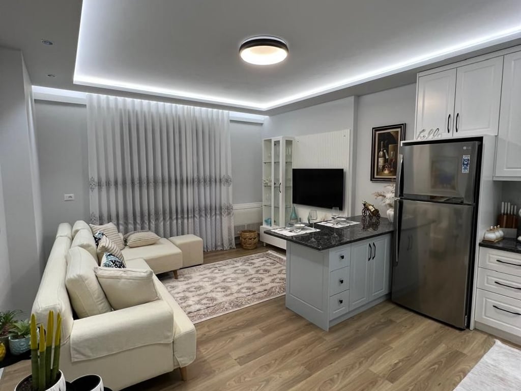 Apartment for sale in Lungomare, Vlore