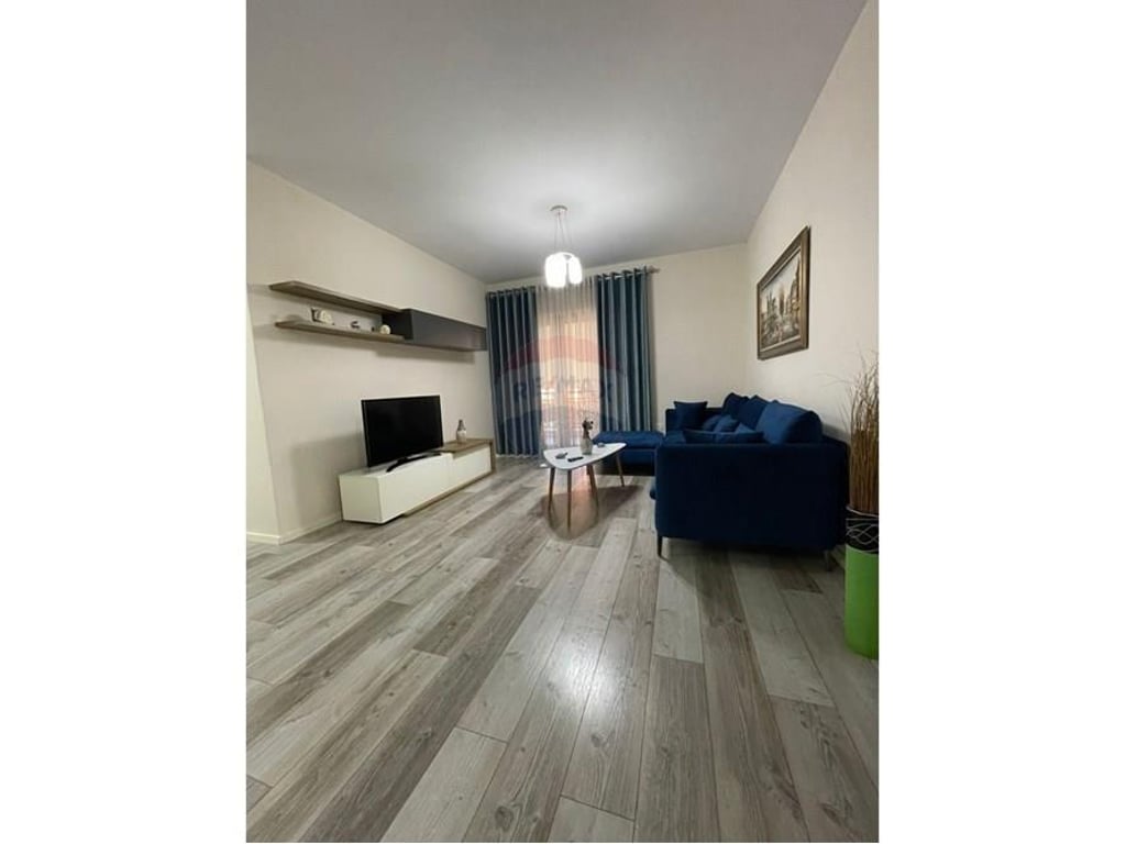 APARTAMENT 2+1 ME QIRA TEK KOMPLEKSI DELIJORGJI