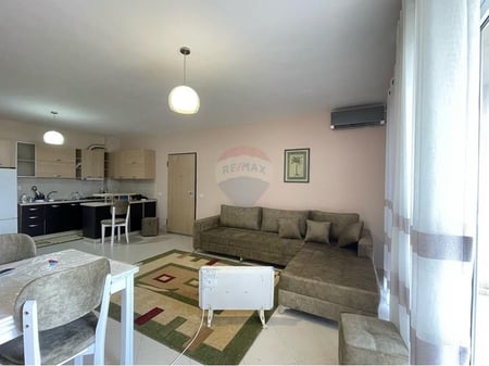 Duplex con due garage a Kodra e Diellit 1