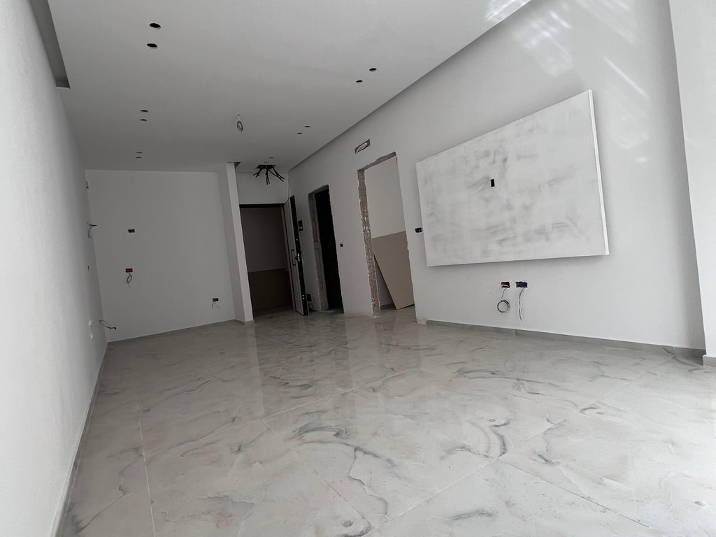 SHITET APARTAMENT 1+1 , KOMPLEKSI AURA , LAPRAKE