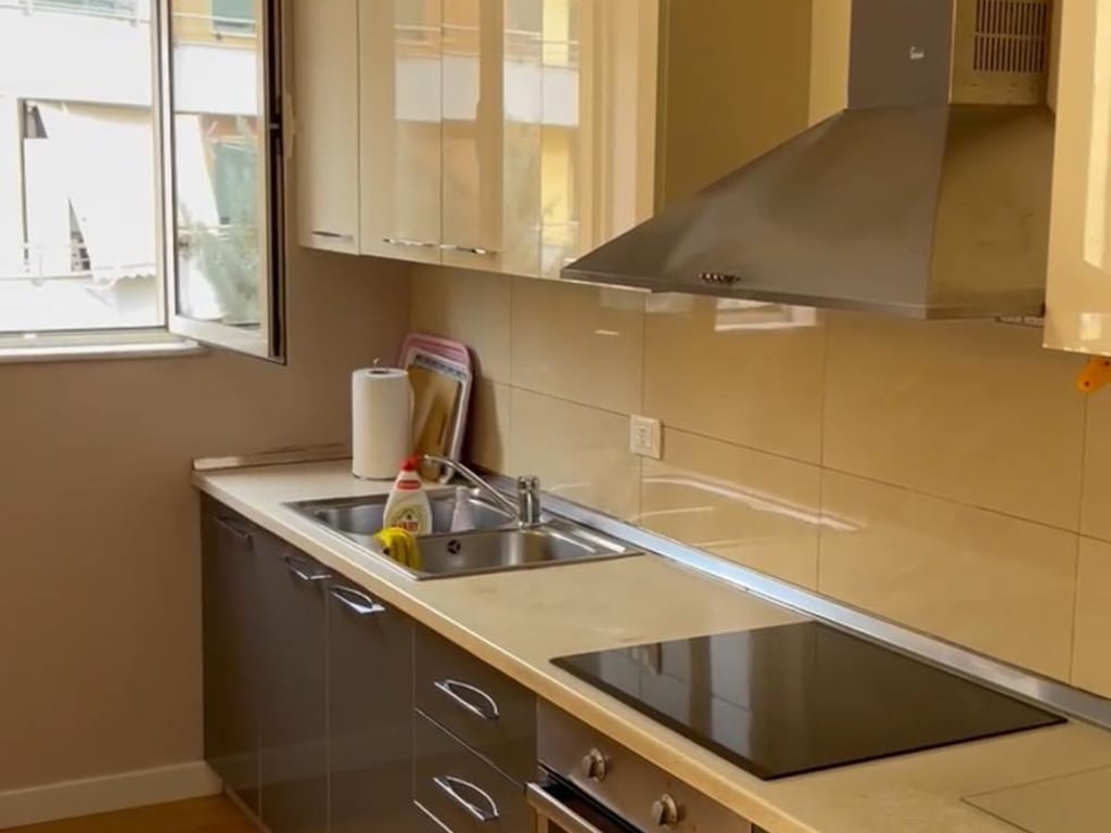 OFROJME PER QIRA APART 3+1+2+POST PARKIMI PRANE KOPSHTIT ZOOLOGJIK