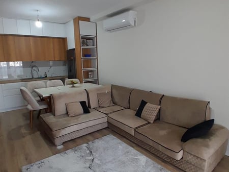 Apartament Me Qera 2+1 tek Kompleksi Golden Park (ID B2201265) Tirane