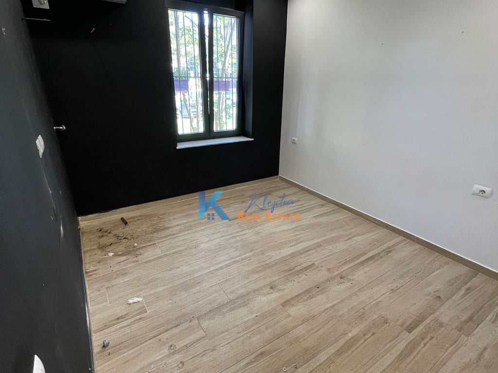 AMBIENTE UFFICIO IN AFFITTO VICINO ALLO STADIO DINAMO