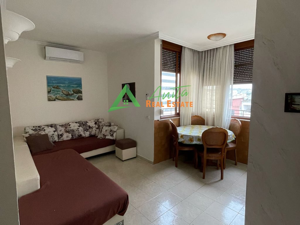 Rruga Petro Nini Luarasi apartament 2+1 per qira 70 000 Leke