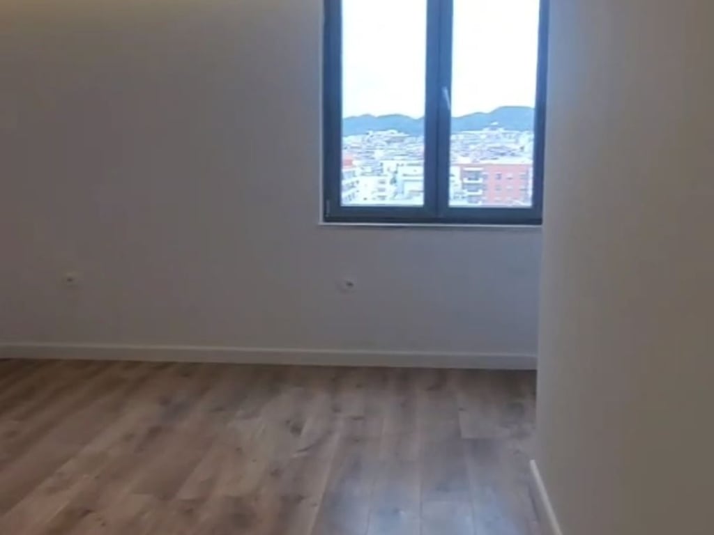 Appartamento 2+1 in vendita di fronte a Delijorgji.