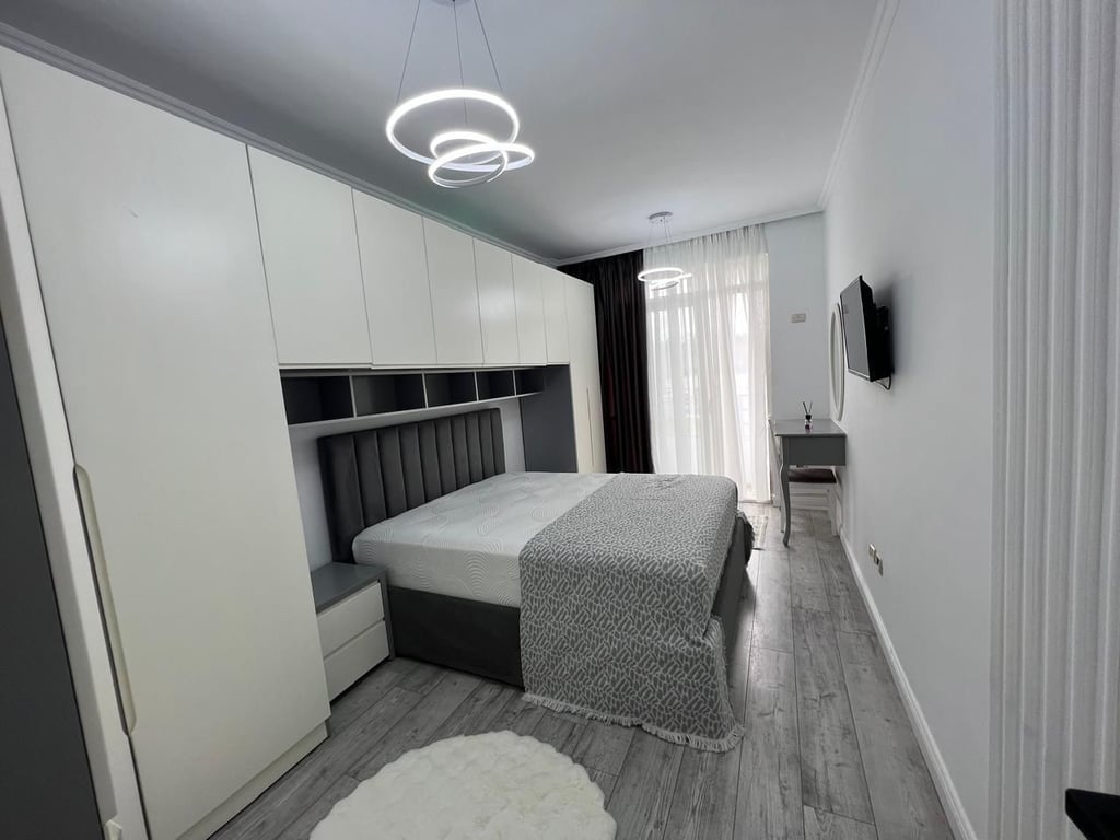 Shitet Apartament 2+1 Kompleksi Fratari Astir. Totalisht i investuar. 133.000 euro 