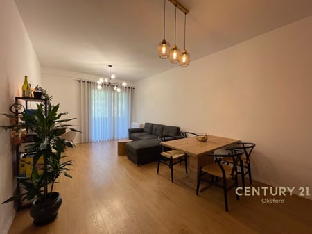 🌃 APARTAMENT POST PARKIMI PËR SHITJE TEK ROSE GARDEN RESIDENCE! | ✨ PARKING SPACE APARTMENT FOR SALE AT ROSE GARDEN RESIDENCE!