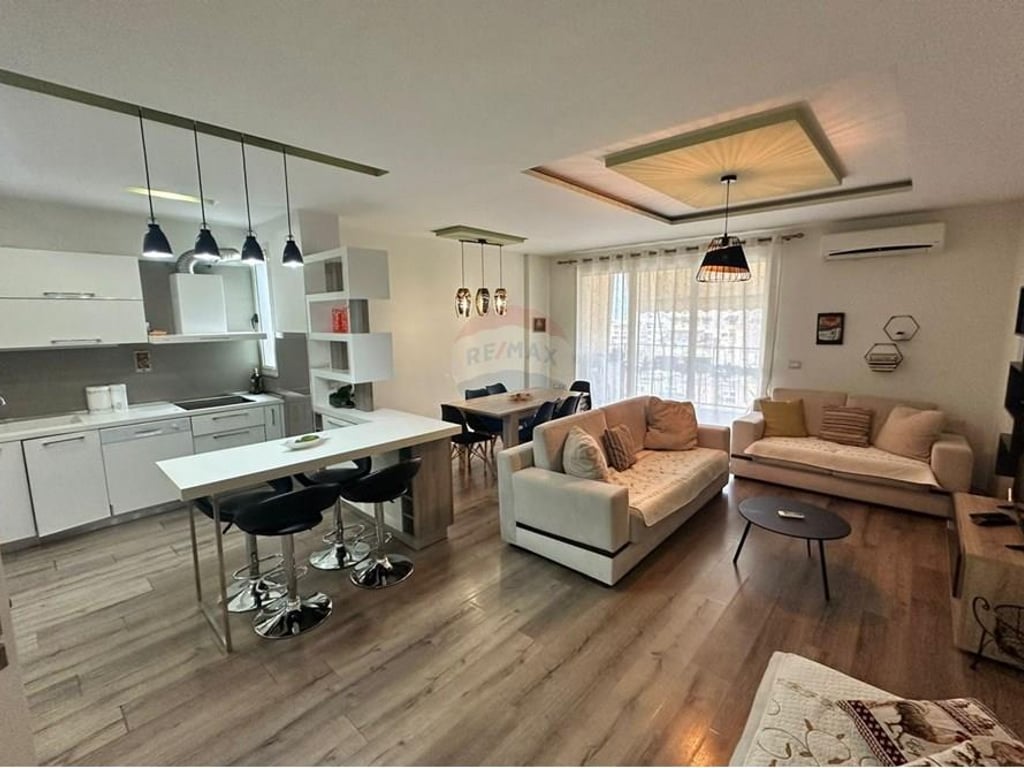 Apartament 3+1 per Qira Prane NOBIS