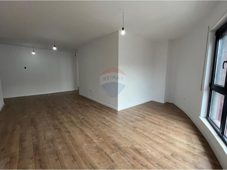 3+1+2 APARTMENT FOR SALE AT KOMUNA E PARISIT