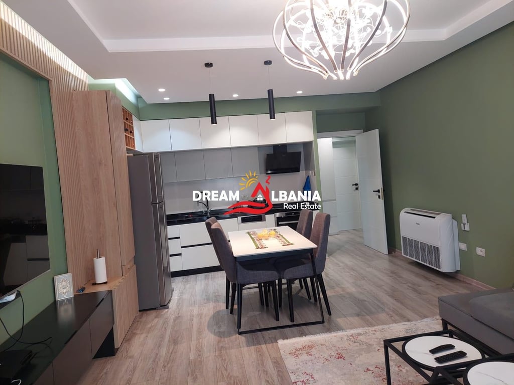 Apartament 3+1+2 me Qera tek Selvia pranë Hotel Black Diamond (ID 4231261)