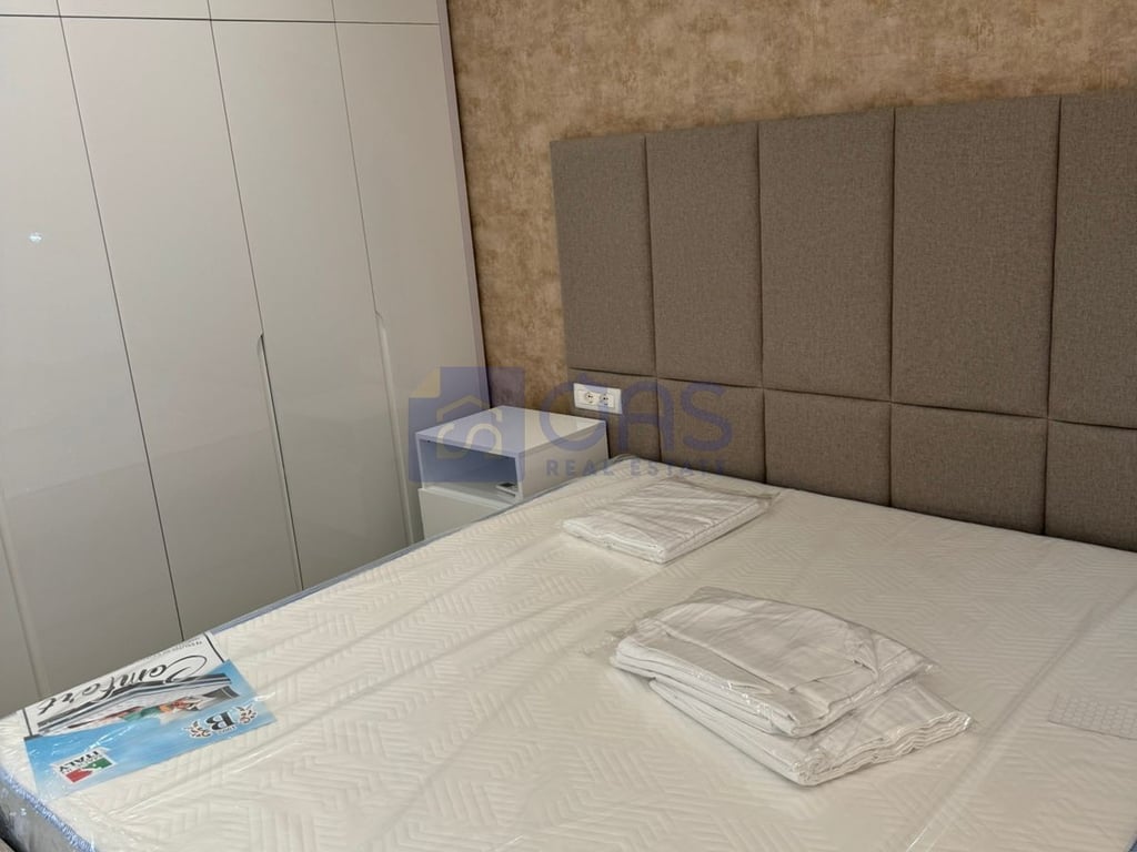 For sale, a super 2+1 apartment with a sea view in Vlorë.