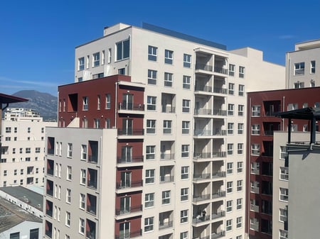 🏢 Appartamento 2+1 in Vendita – Complesso Aura, Via Dritan Hoxha