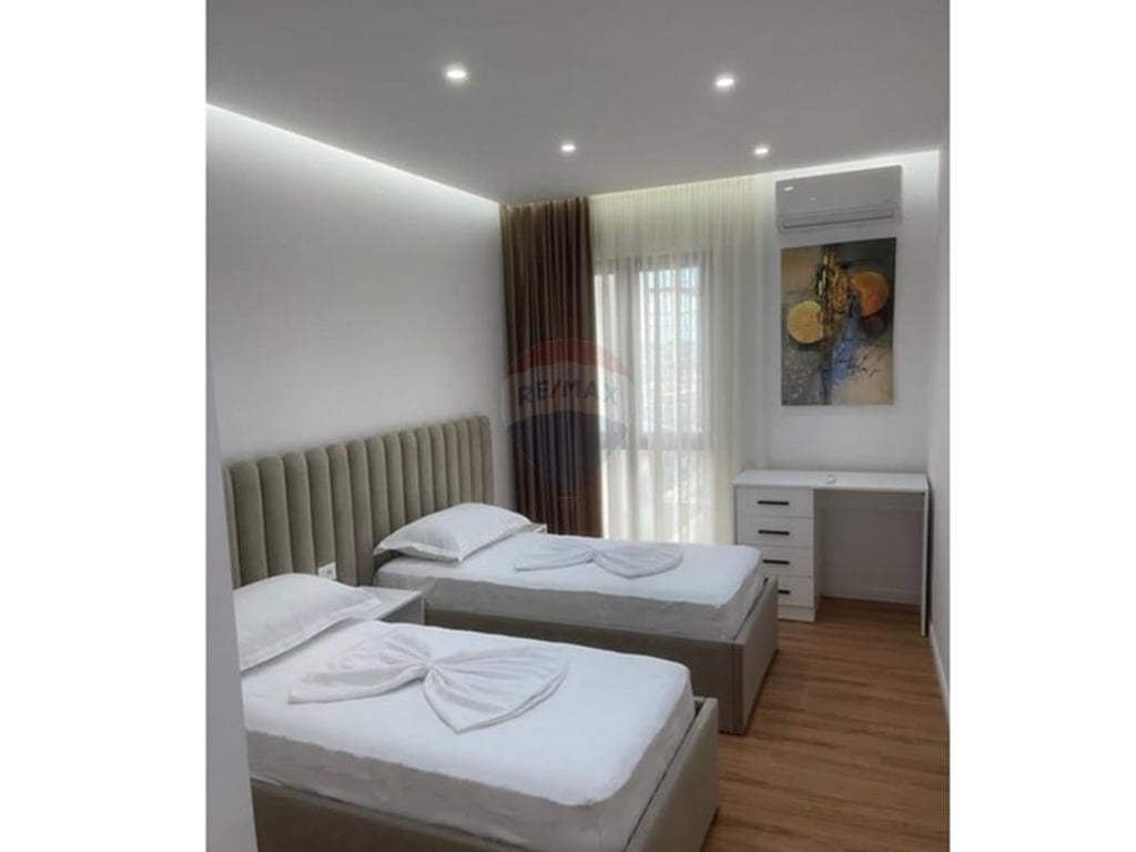 Appartamento 2+1 in vendita Arlis Farmacia 10