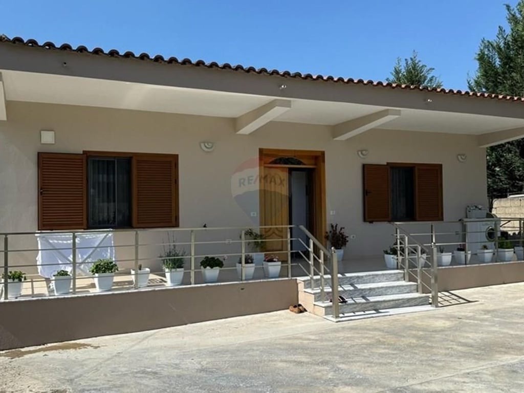PRIVATE HOUSE FOR SALE IN PEZE-HELMES!!!