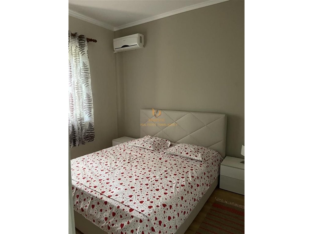 1+1 Apartment for Rent near the former Durrësi Restaurant, Tirana - 450€ | 70 m²