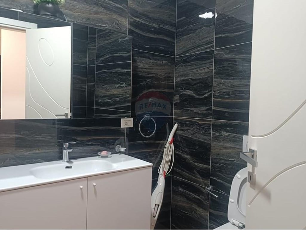 Apartment. 1+1. Black Bird.