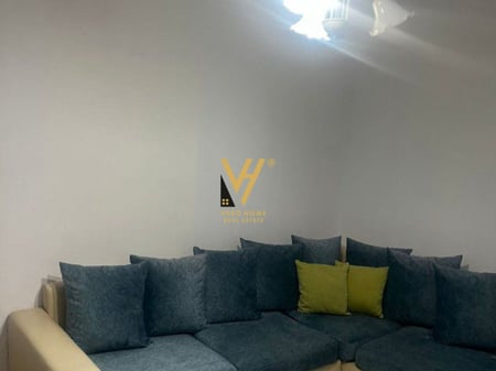 3+1 apartment with balcony for rent on Siri Kodra street, 700 euros.