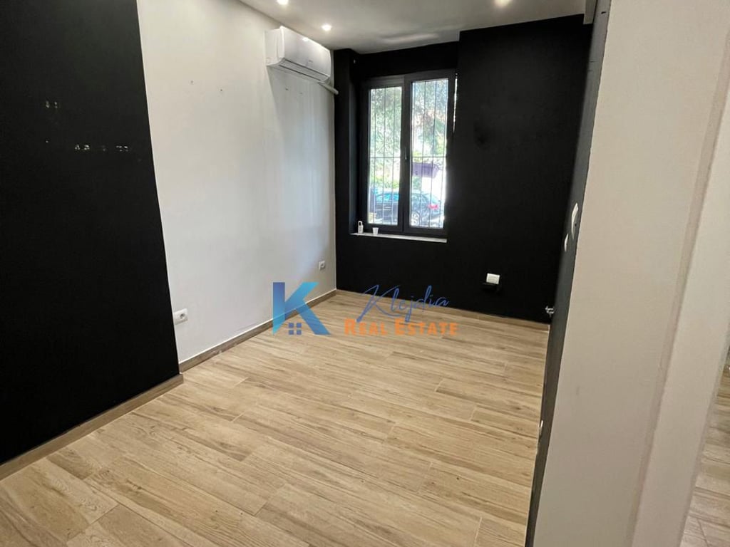 AMBIENTE UFFICIO IN AFFITTO VICINO ALLO STADIO DINAMO