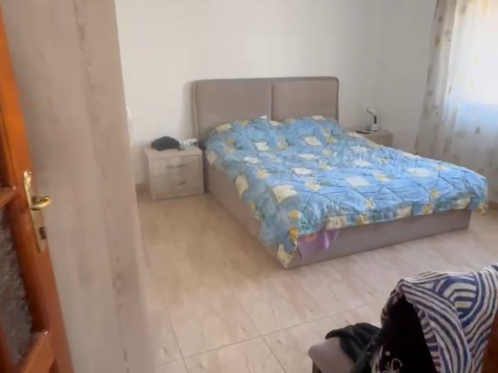 Affittasi appartamento 1+1, Don Bosko dietro il complesso Vizion Plus 380 mila lekë.