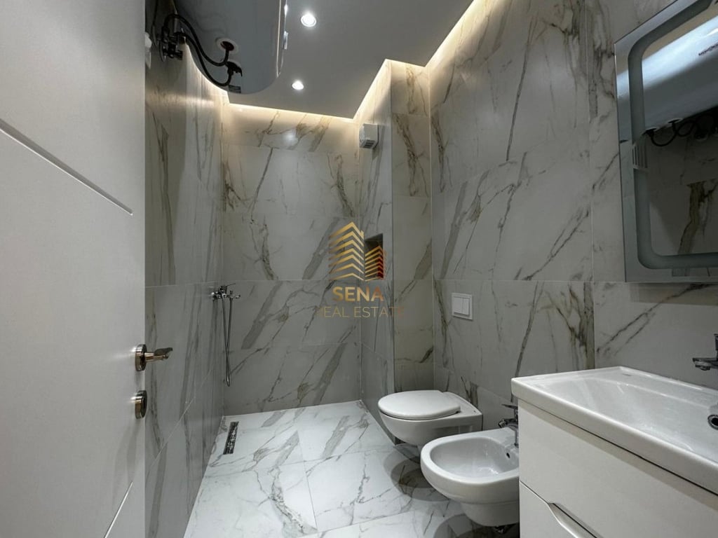 Rent, Apartment 2+1+2wc+storage+Parking Space included, Arlis Complex, 750 Euro