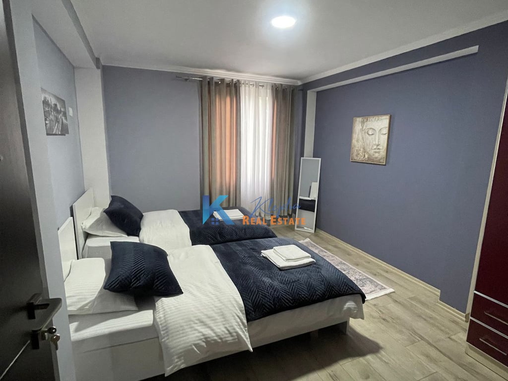 2+1 per qira qira ne Laprake, afer Spitalit Ushtarak