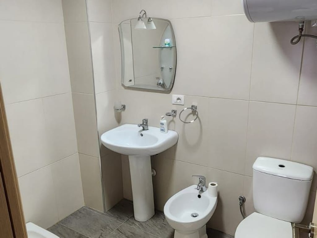 Affittasi appartamento 2+1+2, Giardino Zoologico via Kroit Prezzo: 700 euro