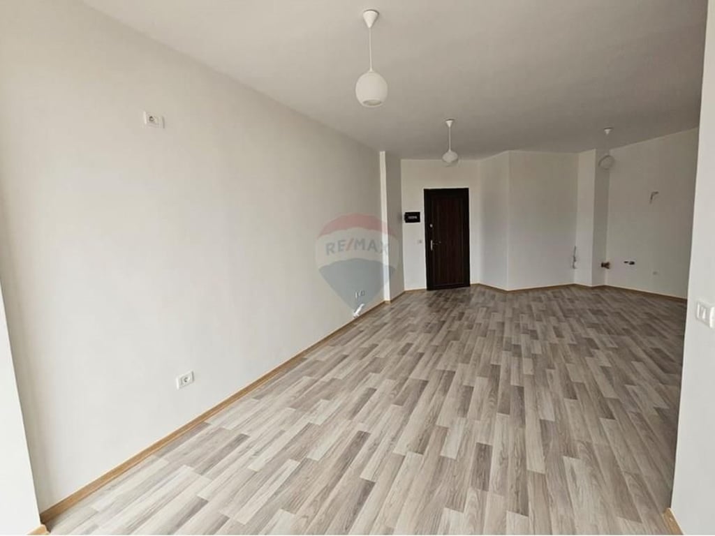 2+1 apartment for sale in Yzberisht!