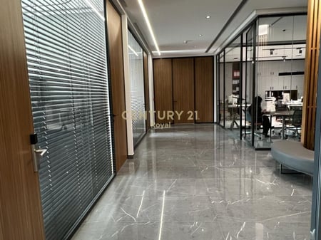🏢 ZYRA DHE MAGAZINË ME QIRA NË KASHAR, PRANË TOP CHANNEL! 🌟 | OFFICE AND WAREHOUSE FOR RENT IN KASHAR, NEAR TOP CHANNEL!