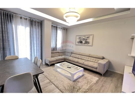 Appartamento in affitto 2+1 in Via Elbasanit!
