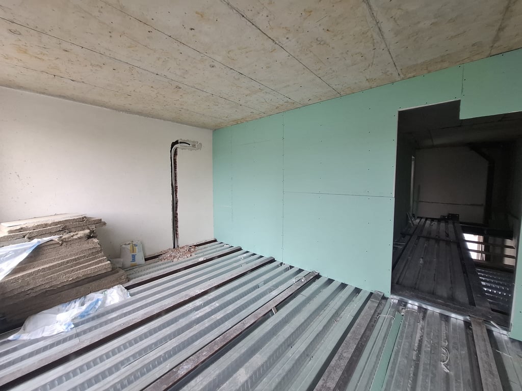 Shitet: Duplex 3+1+2wc &amp; Verande Gjigande ||📍Selit - Fiks te Xhamia || Lidhet Shpejt me Autostraden || Sp.140m²