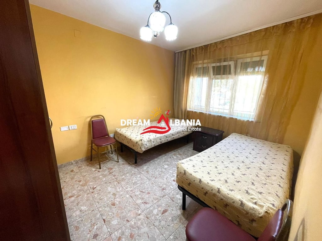 Apartament 2+1 me qera ne qender tek Rruga e Durresit.ID (4229342)