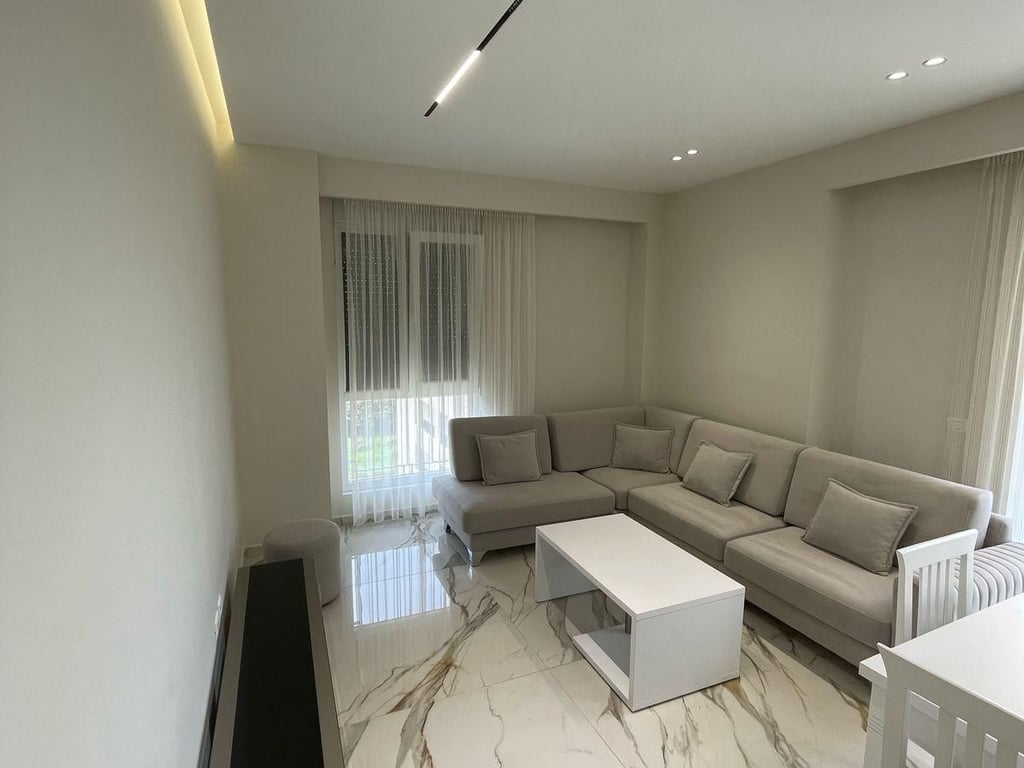 Apartament 1+1 me qira tek Fusha e Aviacionit!