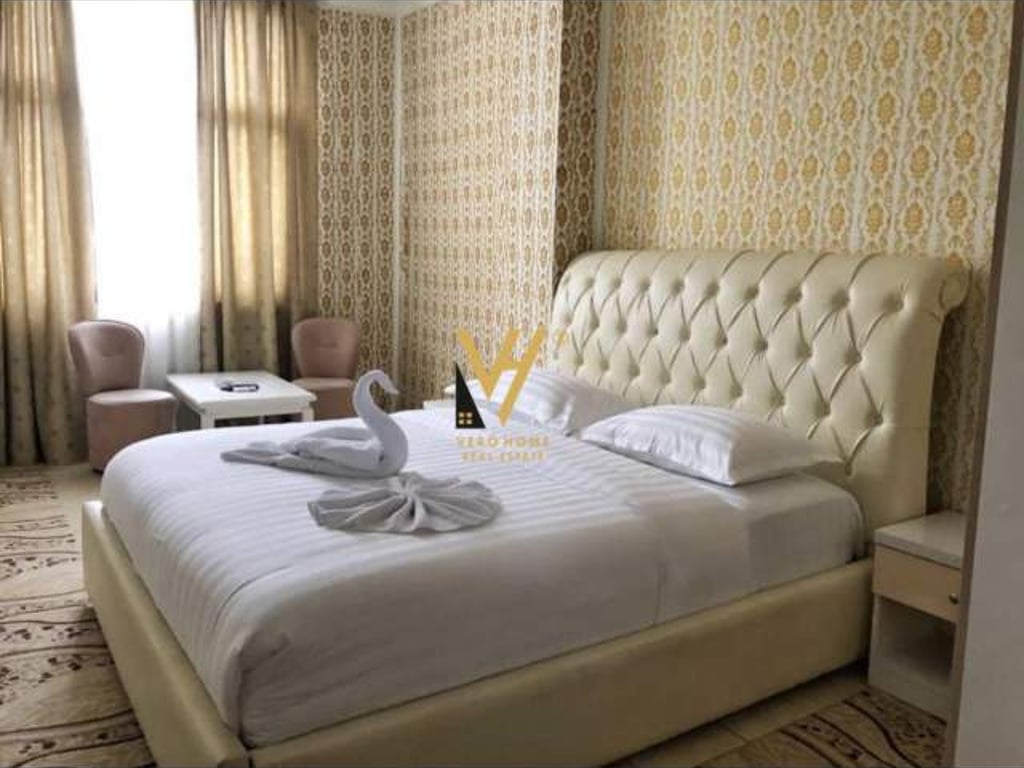 AFFITTASI HOTEL 7 PIANI IN VIA ELBASAN A 35.000 EURO