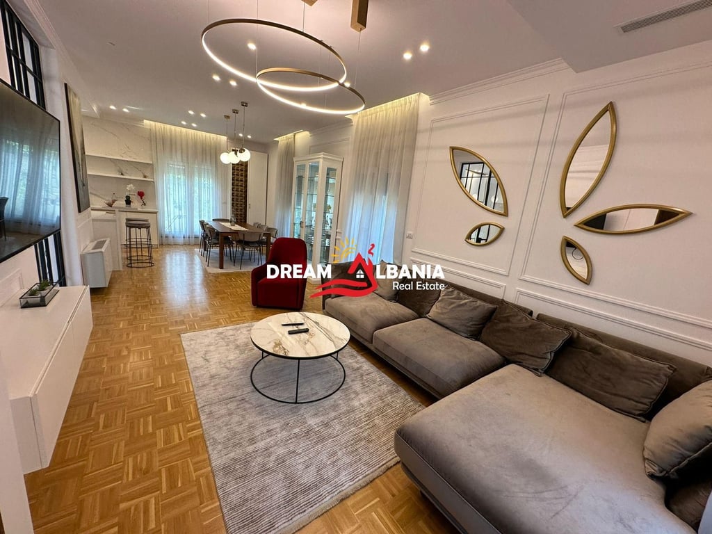 Jepet me qera vile 3 kateshe tek parku i Liqenit prane pallatit te Brigadave (ID 4251322)