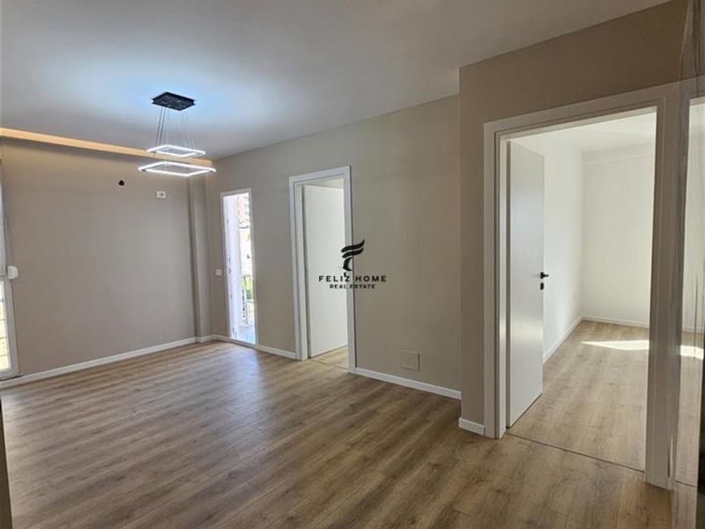 APARTMENT FOR SALE 2+1 PAZARI I RI 195,000 EURO